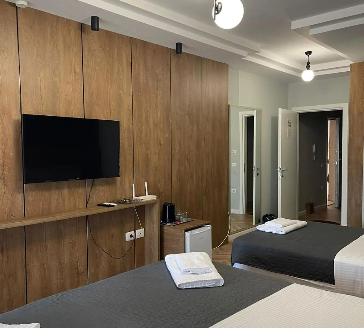 Your Apart Hotel ティラナ